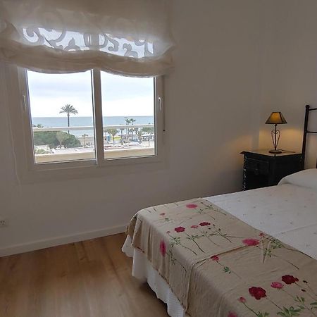 Precioso Apartamento Frente A La Playa Torre Del Mar Exterior photo