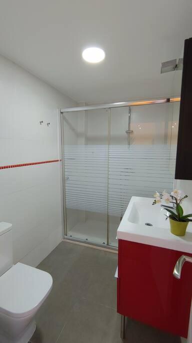 Precioso Apartamento Frente A La Playa Torre Del Mar Exterior photo