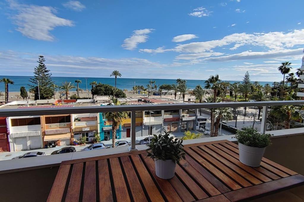 Precioso Apartamento Frente A La Playa Torre Del Mar Exterior photo